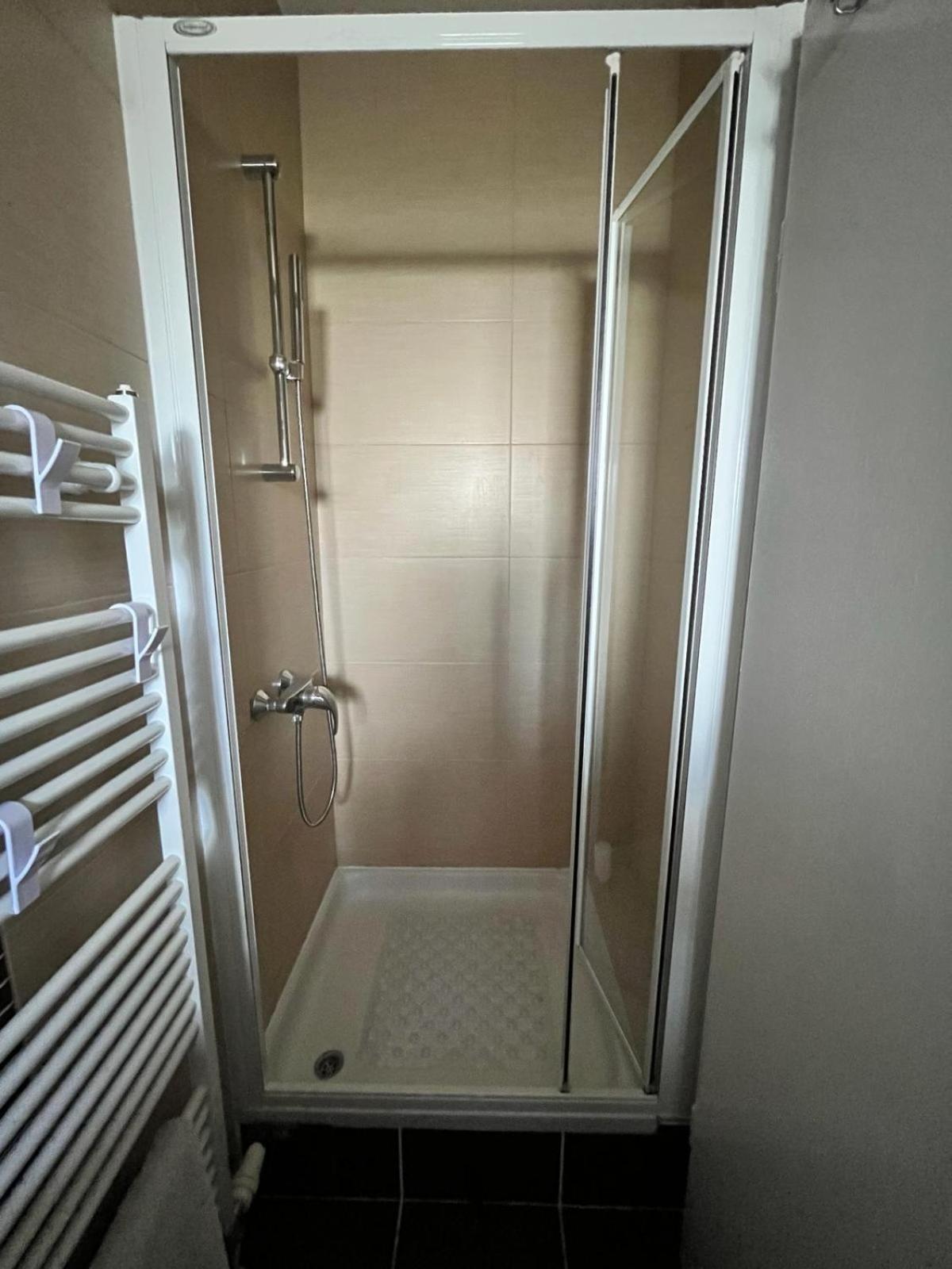 Apartman 4U Velika Gorica Near Zagreb Airport Bagian luar foto